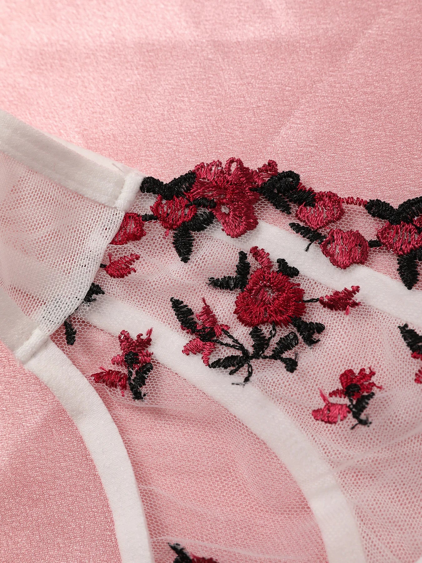 Sexy Lace Lingerie Push Up Lingerie Semi-Sheer Bra And Panty Sets Women Gathering Chest Underwear Flower Embroidery Bralette Set